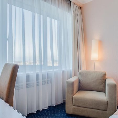 Intourist Hotel Zaporizhia Buitenkant foto