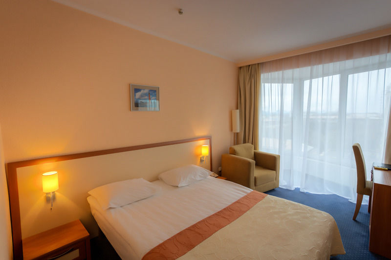 Intourist Hotel Zaporizhia Buitenkant foto