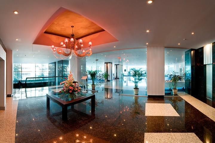 Intourist Hotel Zaporizhia Buitenkant foto