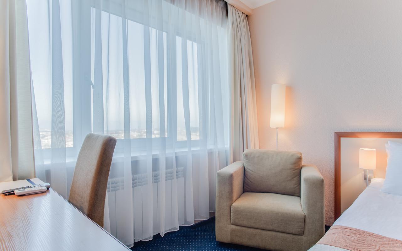 Intourist Hotel Zaporizhia Buitenkant foto